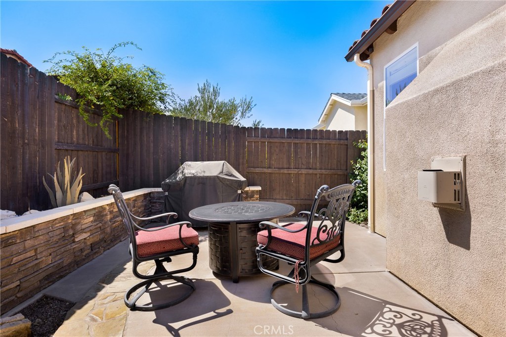 275 Waterfall Rd, Templeton, CA 93465