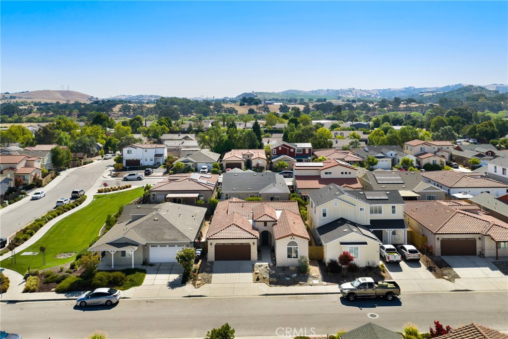 275 Waterfall Rd, Templeton, CA 93465