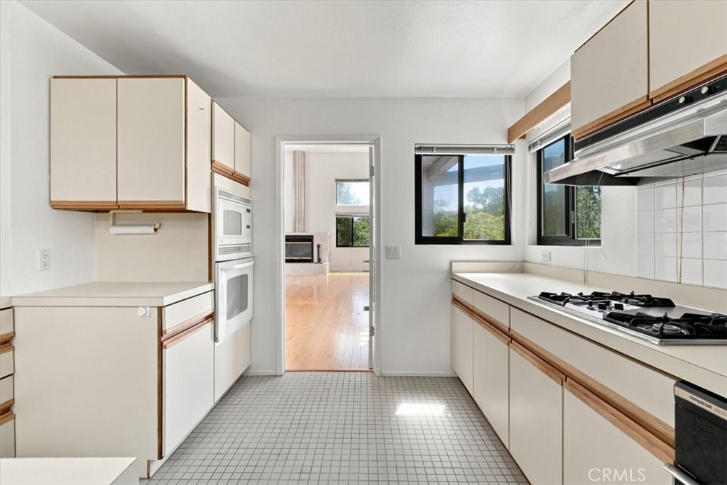 31 Hathway Ave, San Luis Obispo, CA 93405