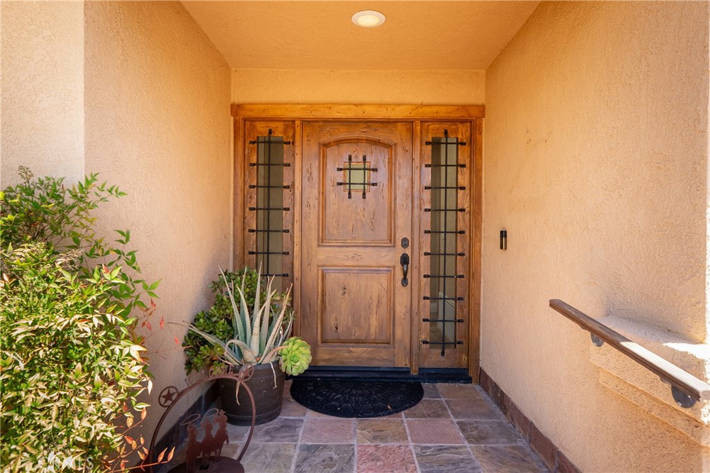 738 Orchard, Paso Robles, CA 93446