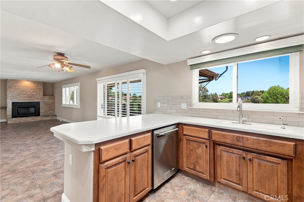 738 Orchard, Paso Robles, CA 93446