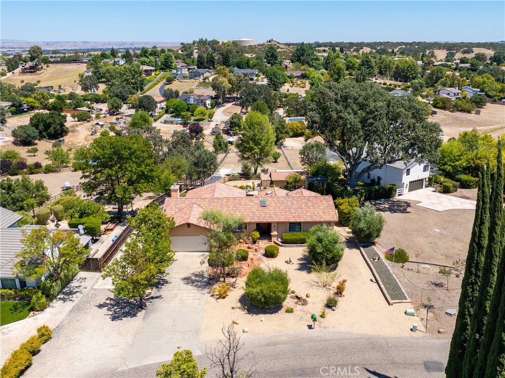 738 Orchard, Paso Robles, CA 93446