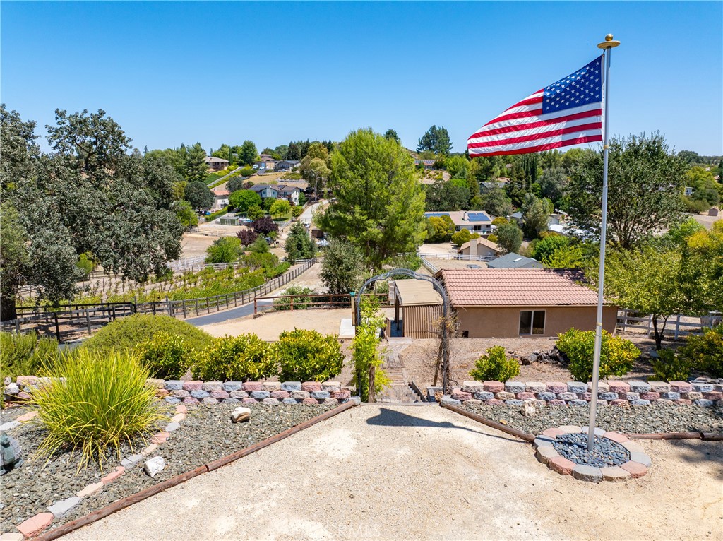 738 Orchard, Paso Robles, CA 93446