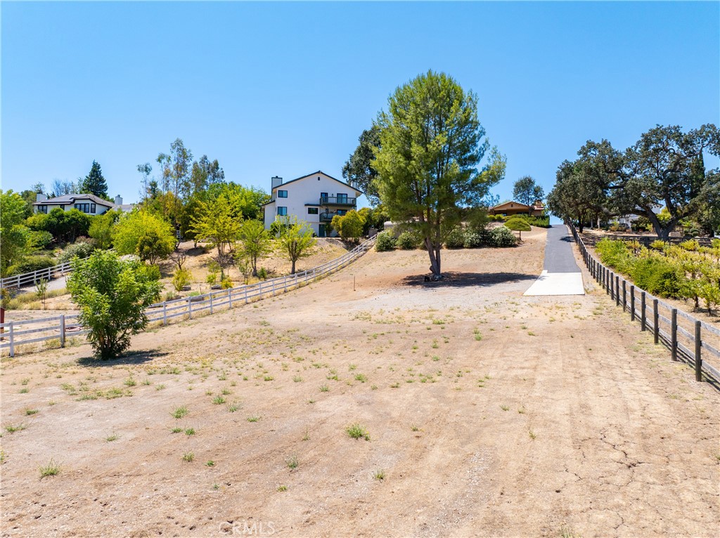 738 Orchard, Paso Robles, CA 93446