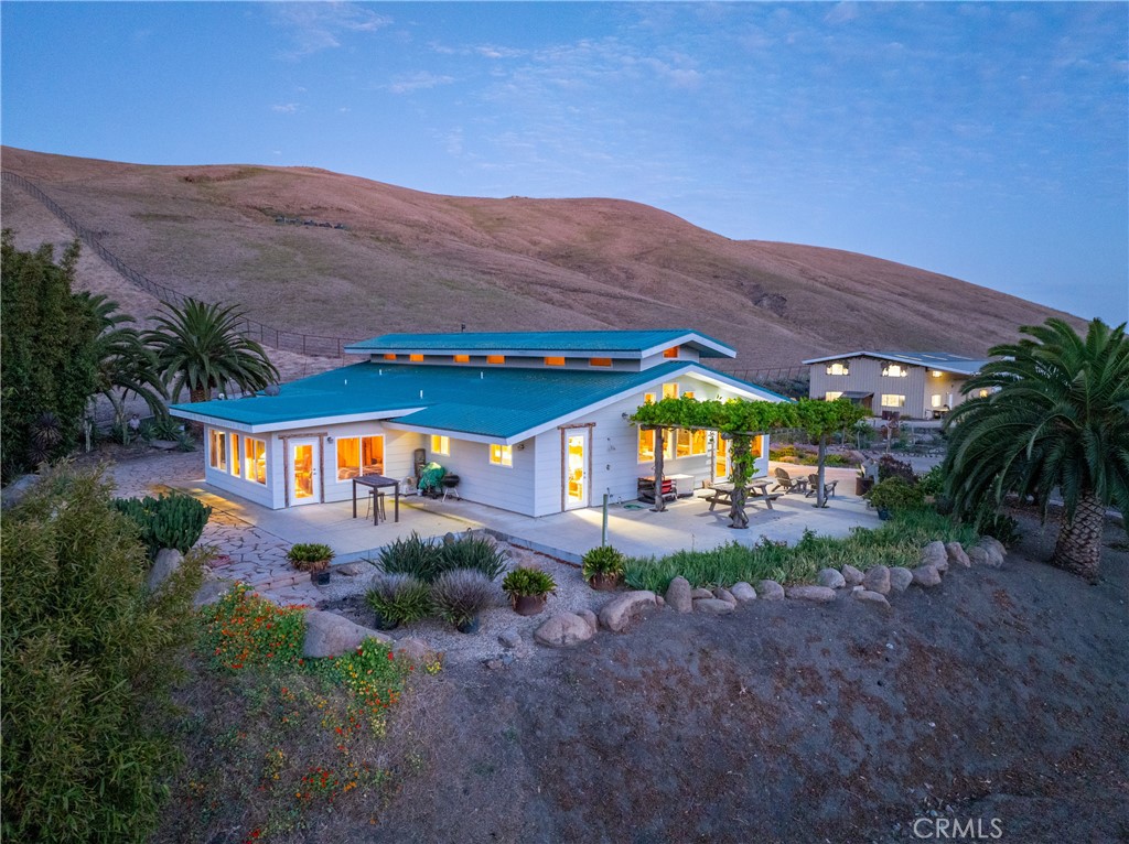 5445 Cabrillo Hwy, Cayucos, CA 93430