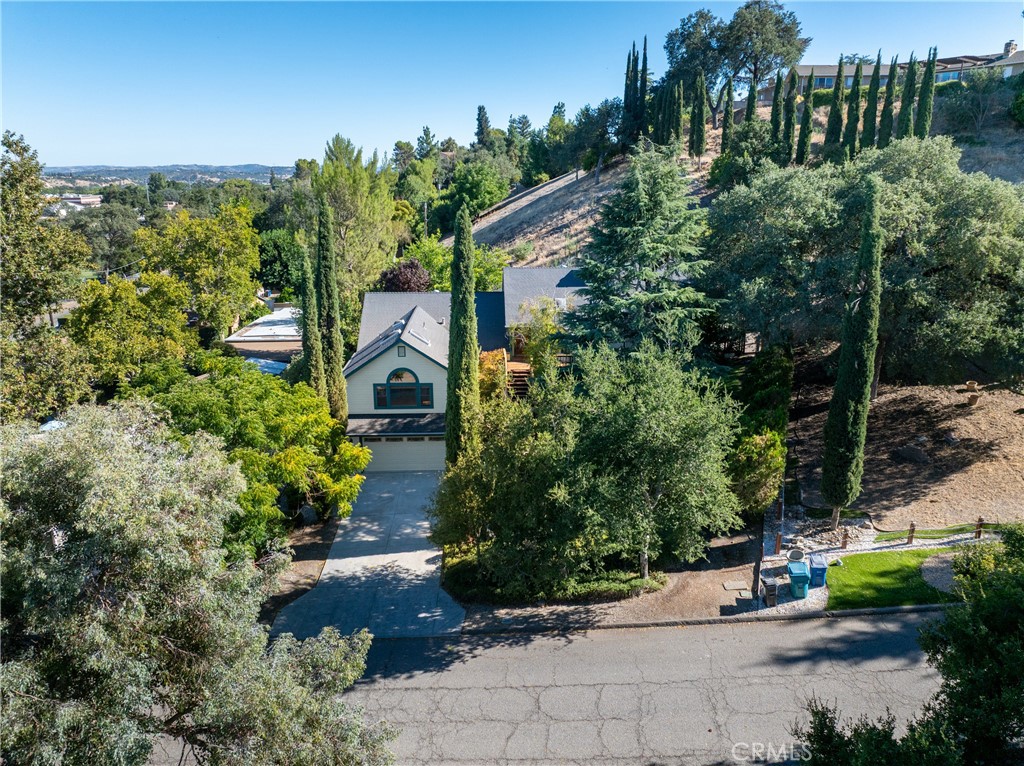 436 28th, Paso Robles, CA 93446
