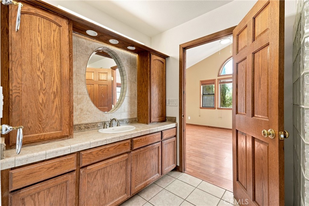 436 28th, Paso Robles, CA 93446