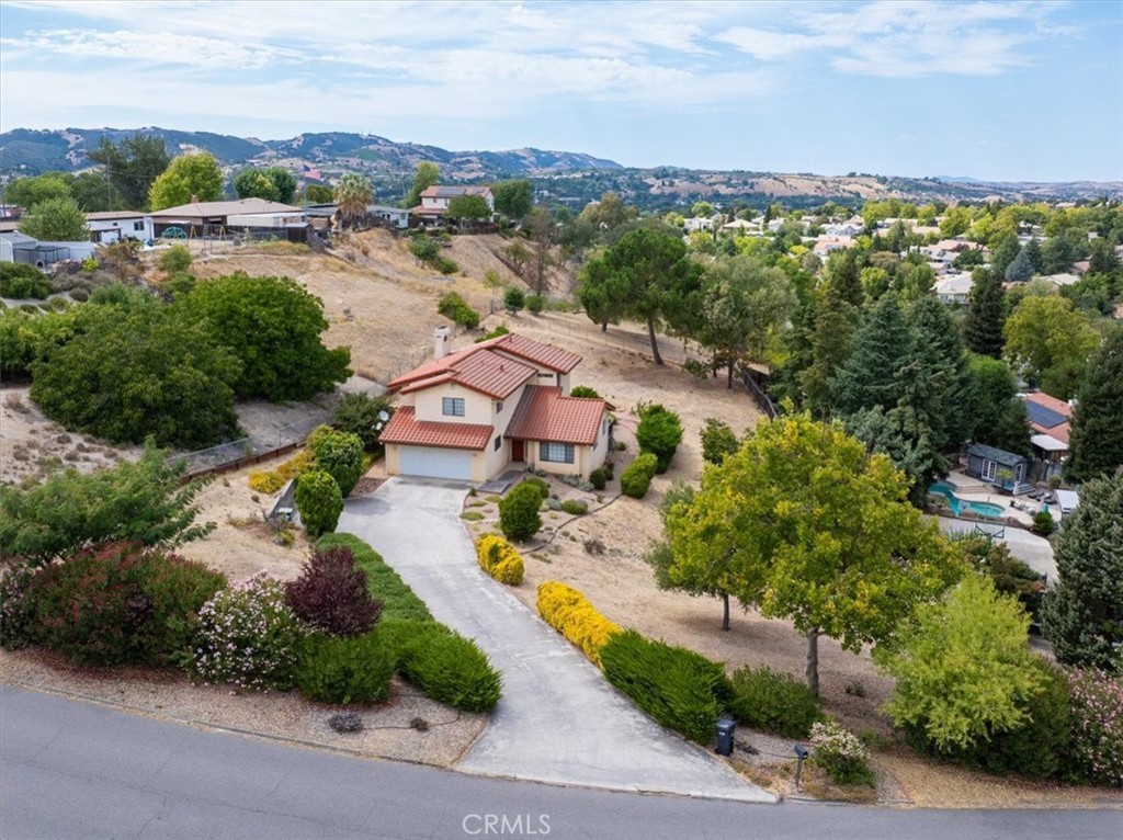 815 Jackson, Paso Robles, CA 93446