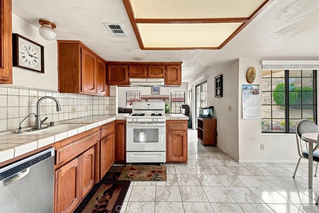 815 Jackson, Paso Robles, CA 93446