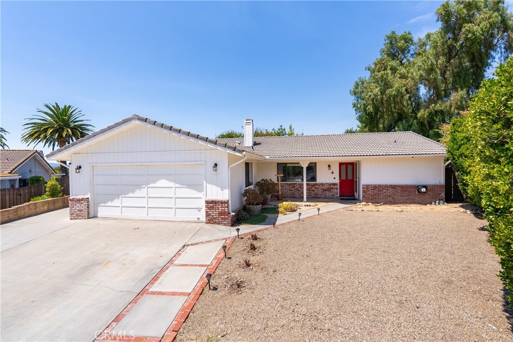 411 Palomino Lane, Paso Robles, CA 93446