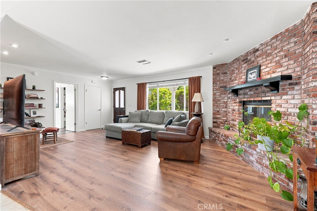 411 Palomino Lane, Paso Robles, CA 93446