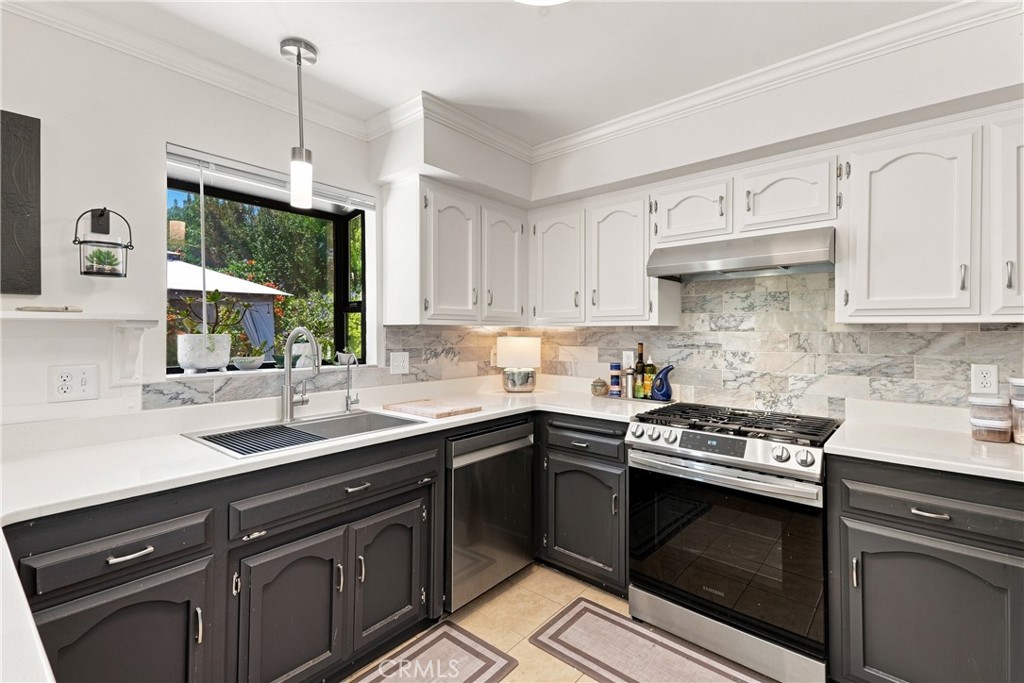 411 Palomino Lane, Paso Robles, CA 93446