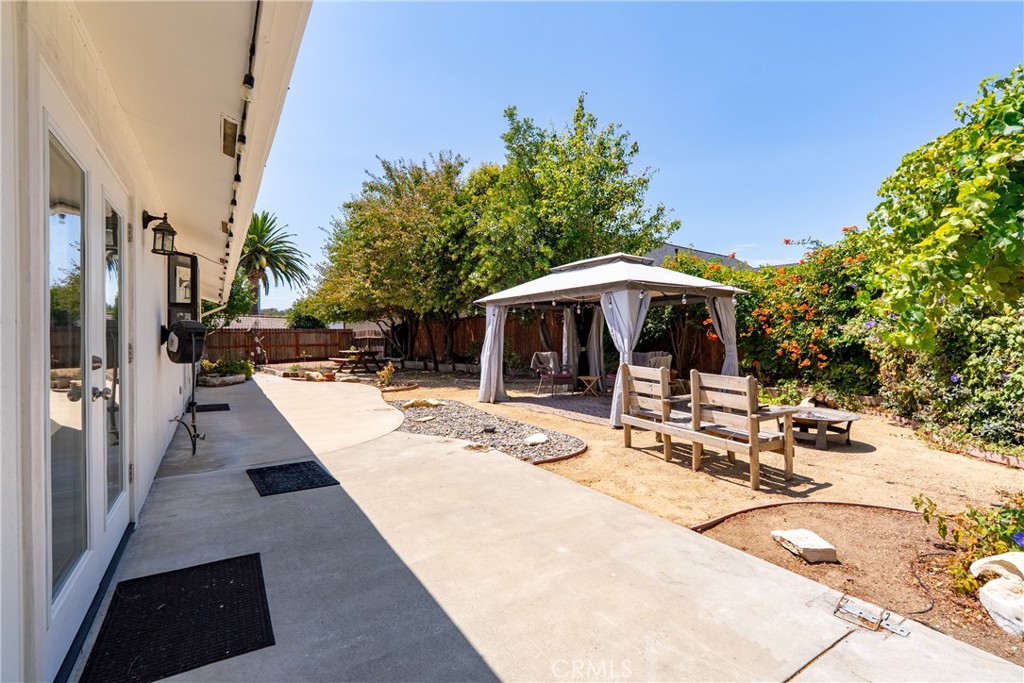 411 Palomino Lane, Paso Robles, CA 93446