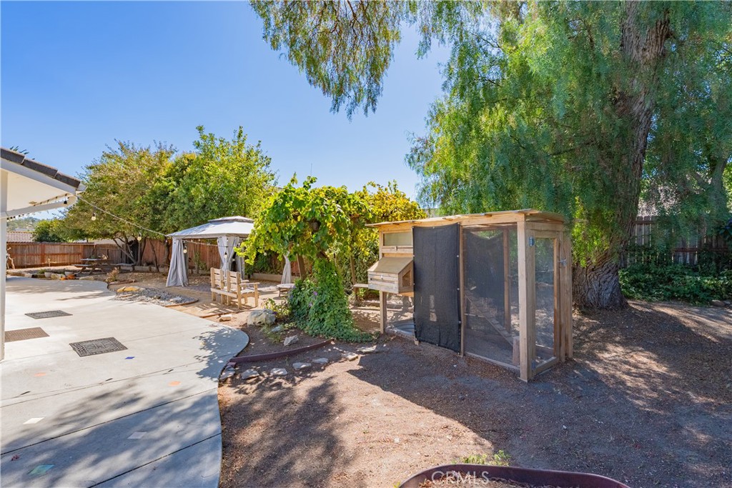 411 Palomino Lane, Paso Robles, CA 93446