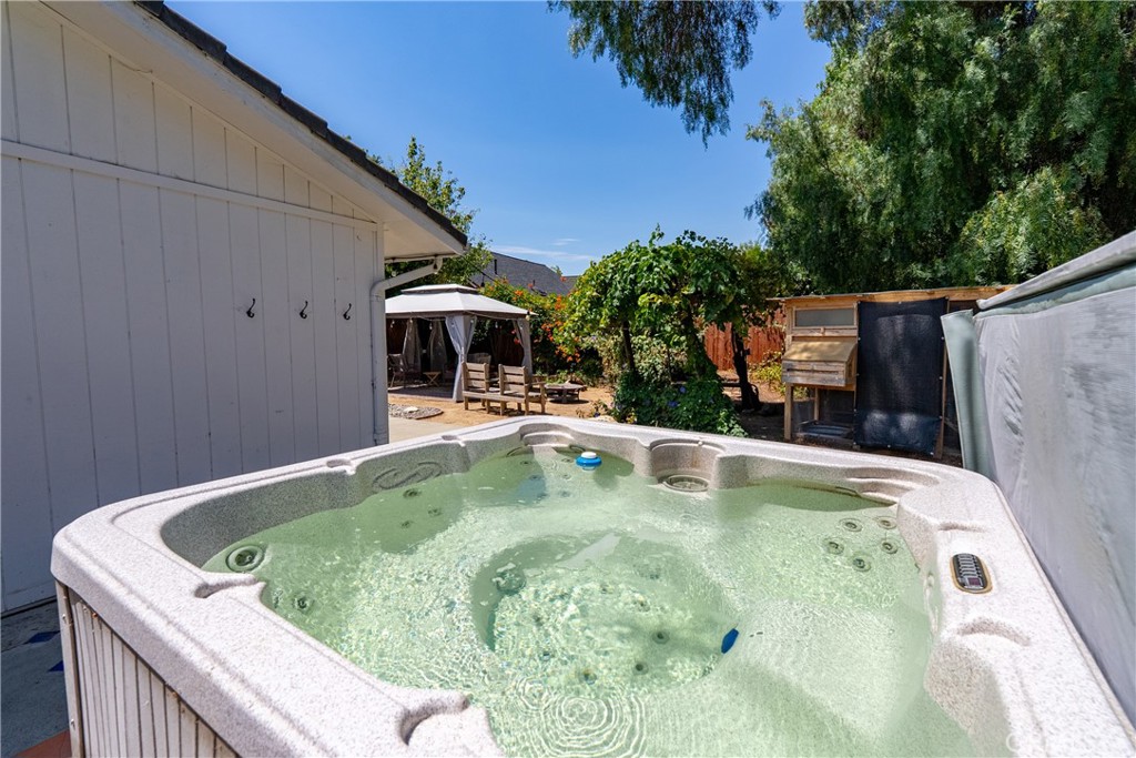 411 Palomino Lane, Paso Robles, CA 93446