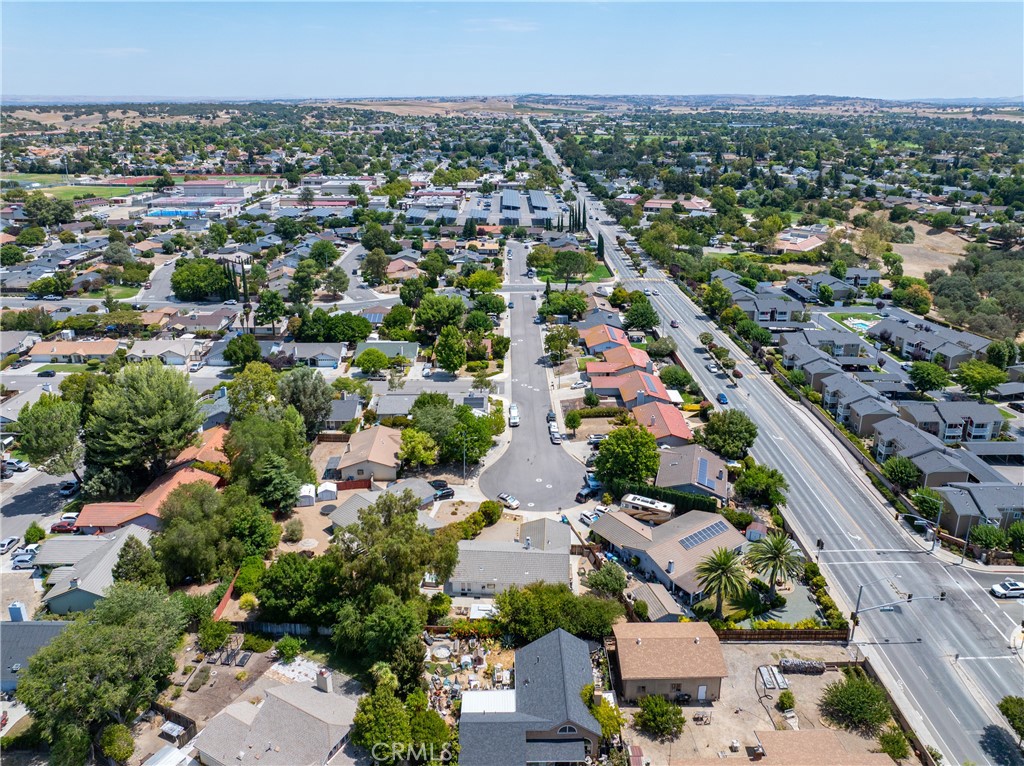 411 Palomino Lane, Paso Robles, CA 93446
