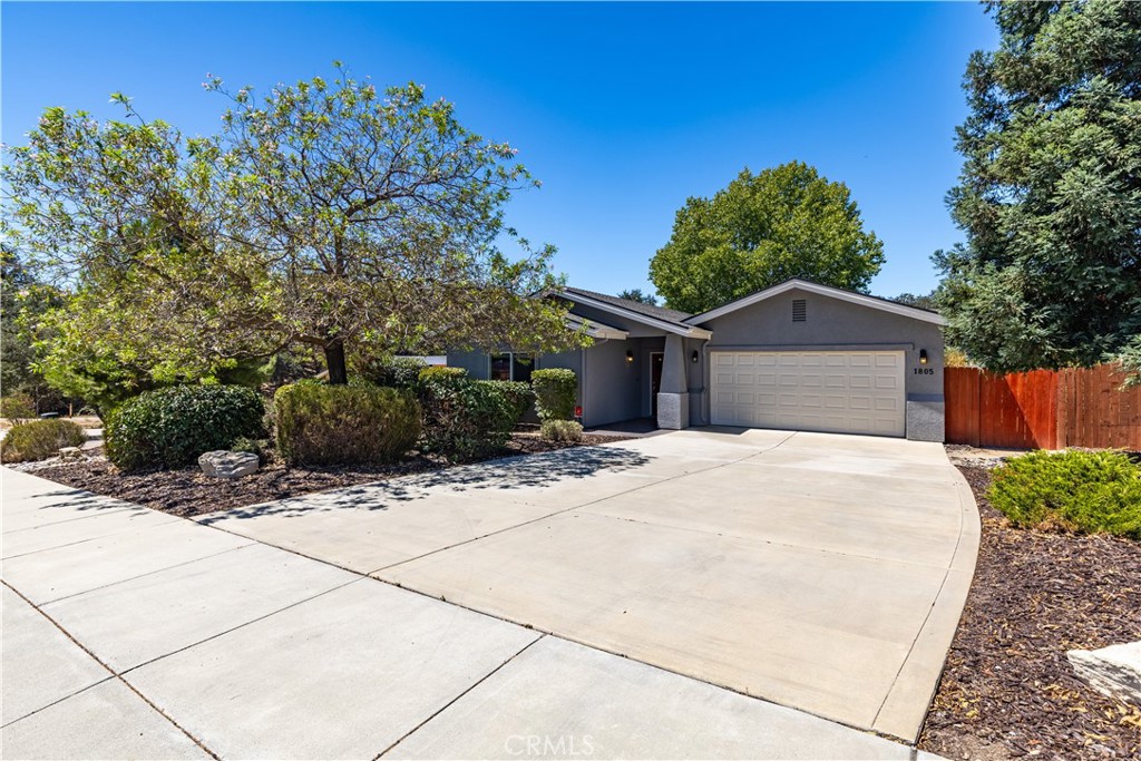 1805 Arciero Way, Paso Robles, CA 93446