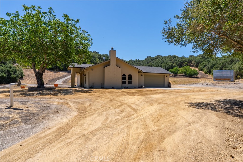 255 Narnia Rd, Paso Robles, CA 93446