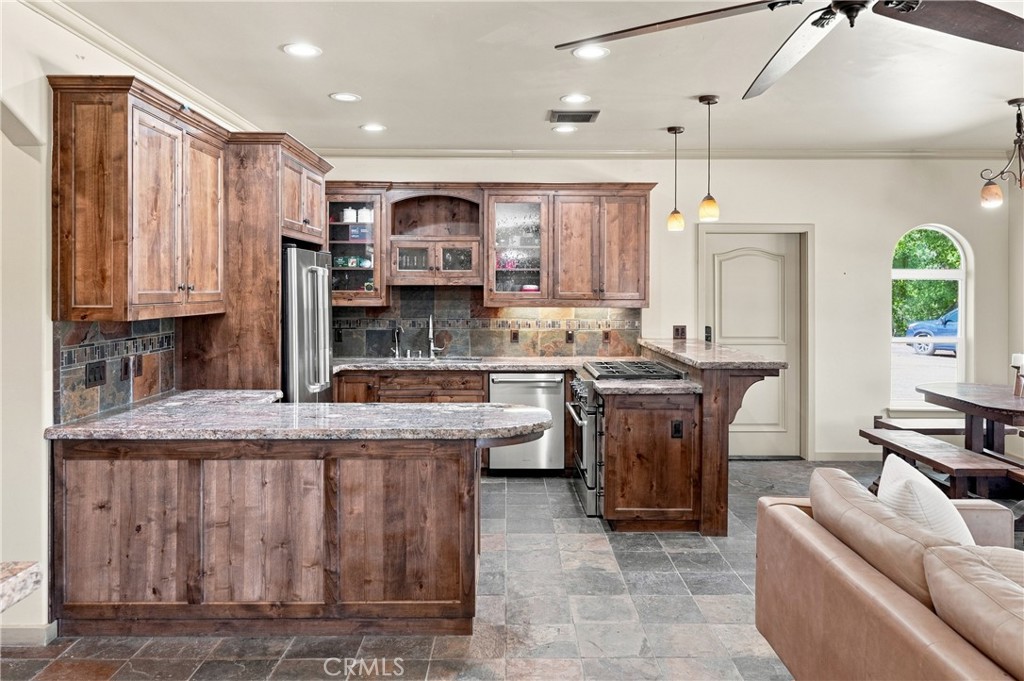 255 Narnia Rd, Paso Robles, CA 93446