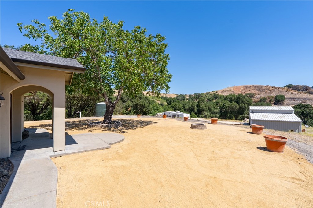255 Narnia Rd, Paso Robles, CA 93446