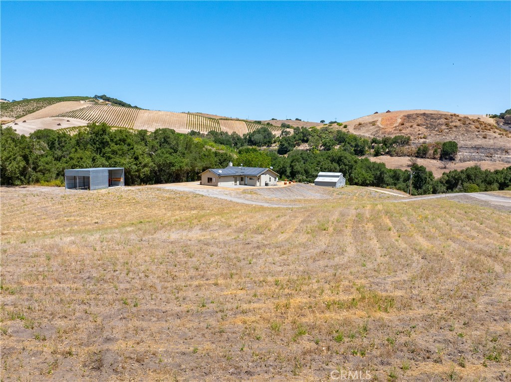 255 Narnia Rd, Paso Robles, CA 93446