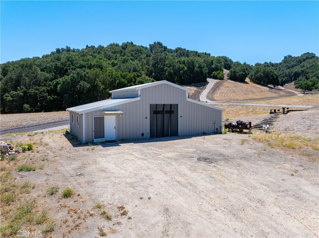 255 Narnia Rd, Paso Robles, CA 93446