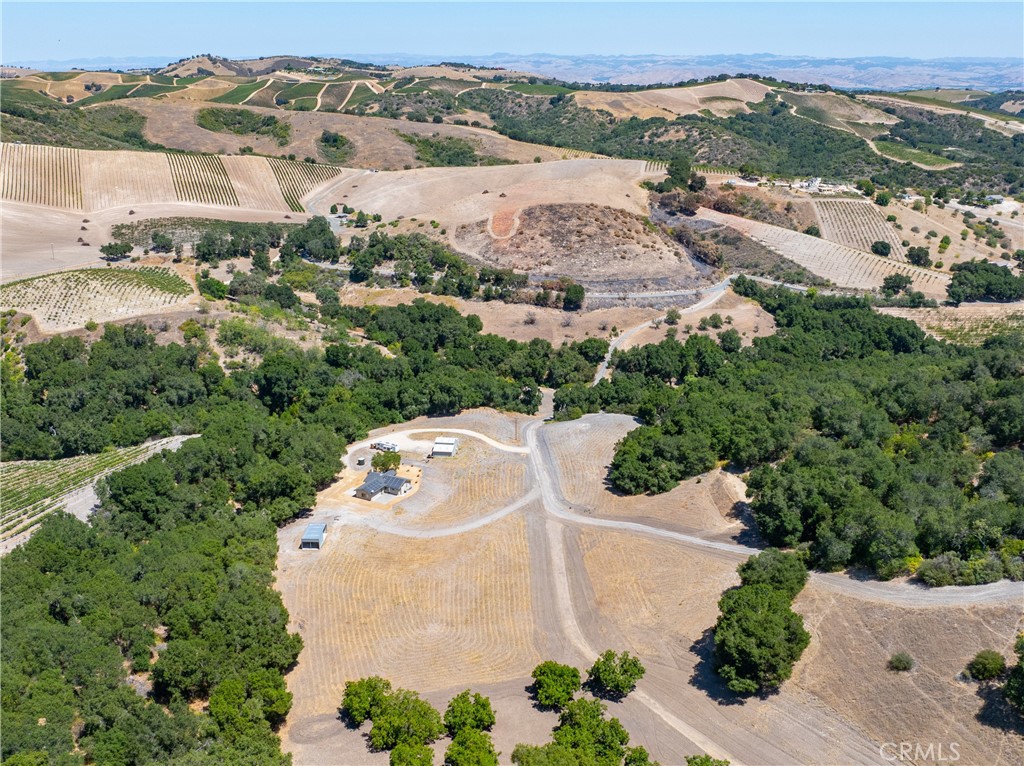 255 Narnia Rd, Paso Robles, CA 93446