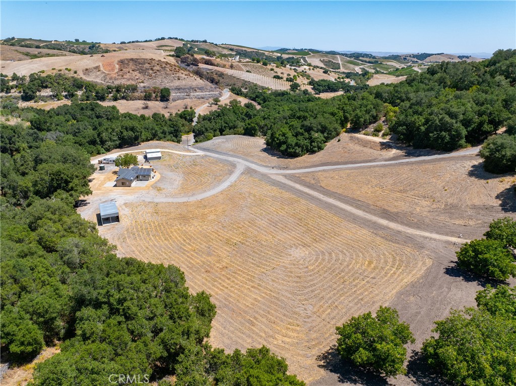 255 Narnia Rd, Paso Robles, CA 93446
