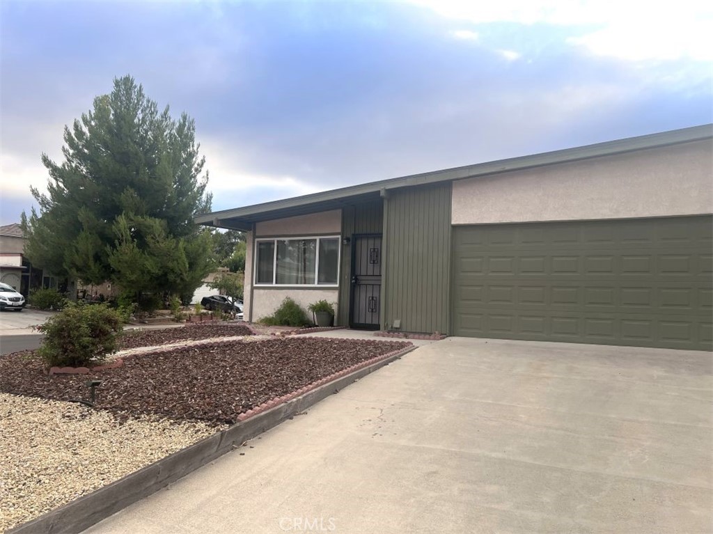 1841 Lark Ellen Dr, Paso Robles, CA 93446