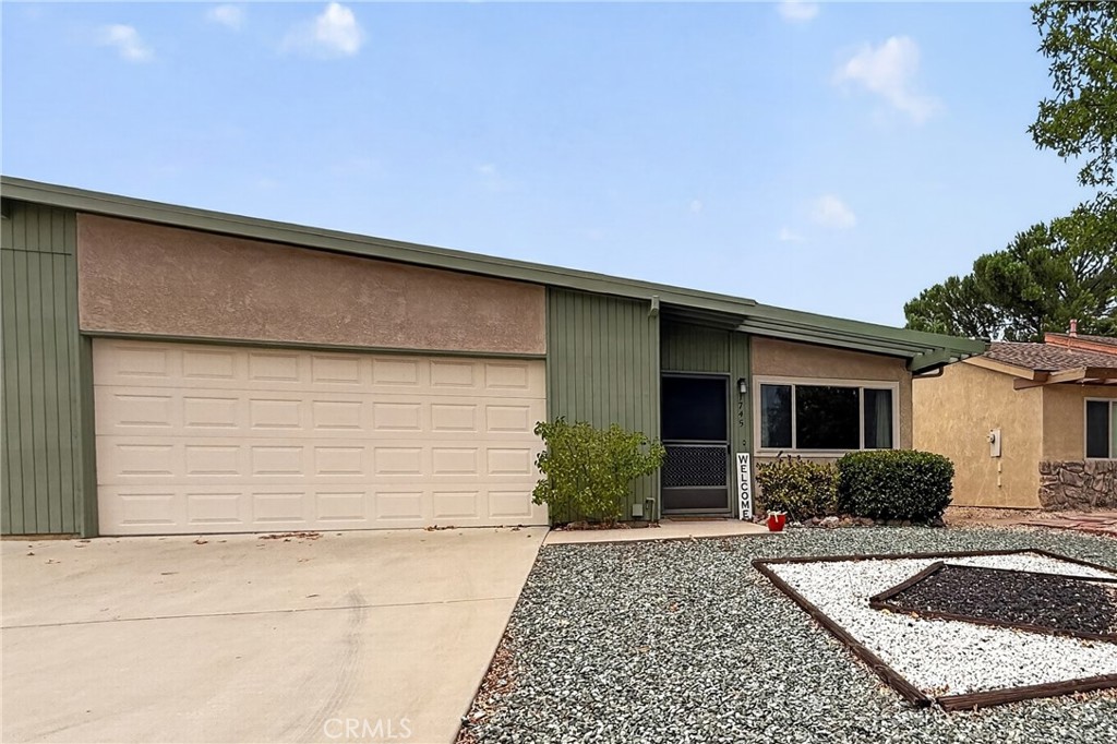 1745 Kings, Paso Robles, CA 93446