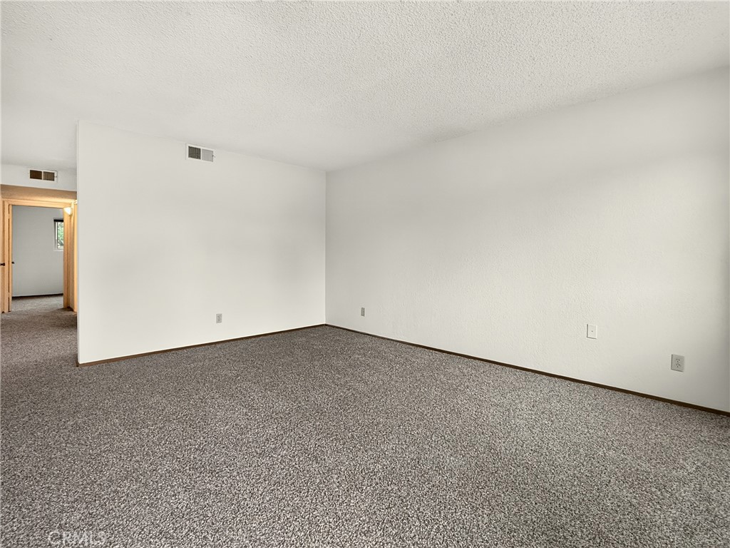 1745 Kings, Paso Robles, CA 93446