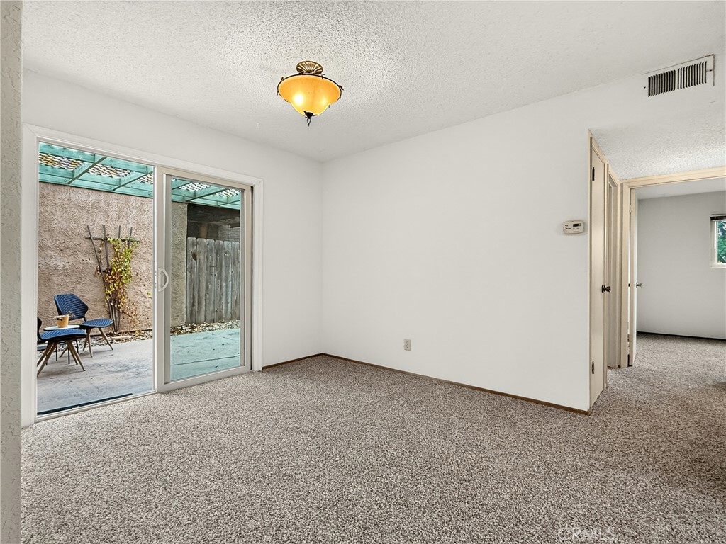 1745 Kings, Paso Robles, CA 93446