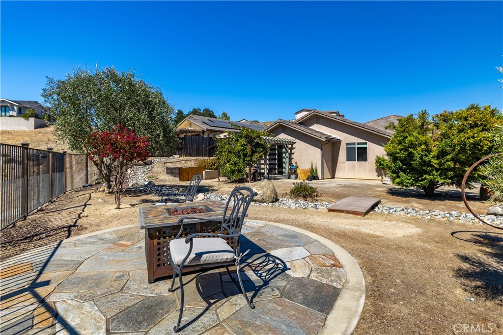 3435 Catalina Pl, Paso Robles, CA 93446