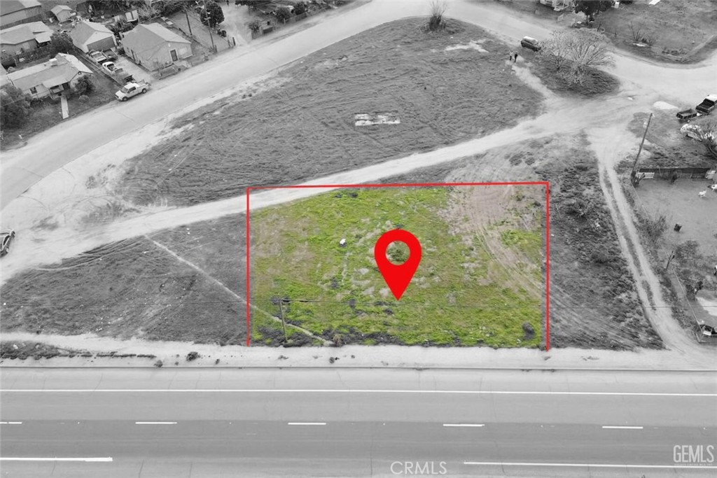 681 Hwy 43, Shafter, CA 93263