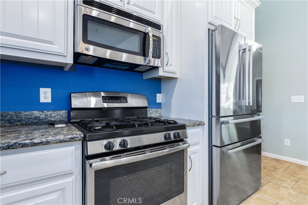 2225 Holly Dr, Paso Robles, CA 93446