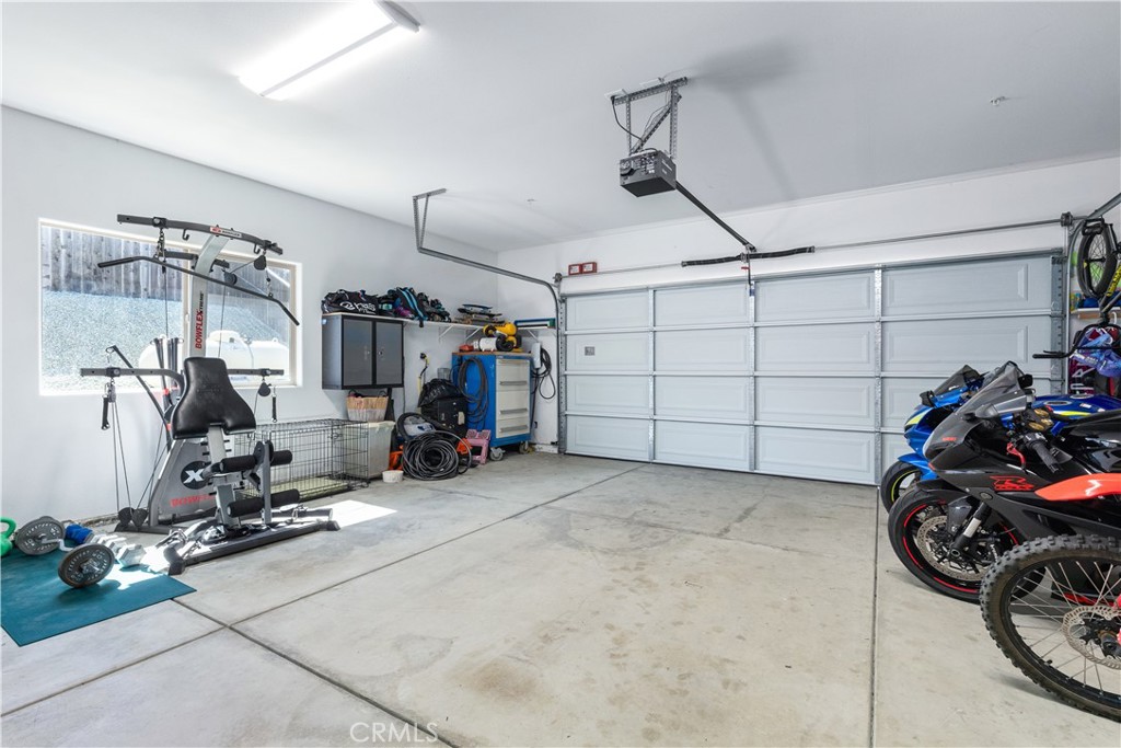 2225 Holly Dr, Paso Robles, CA 93446