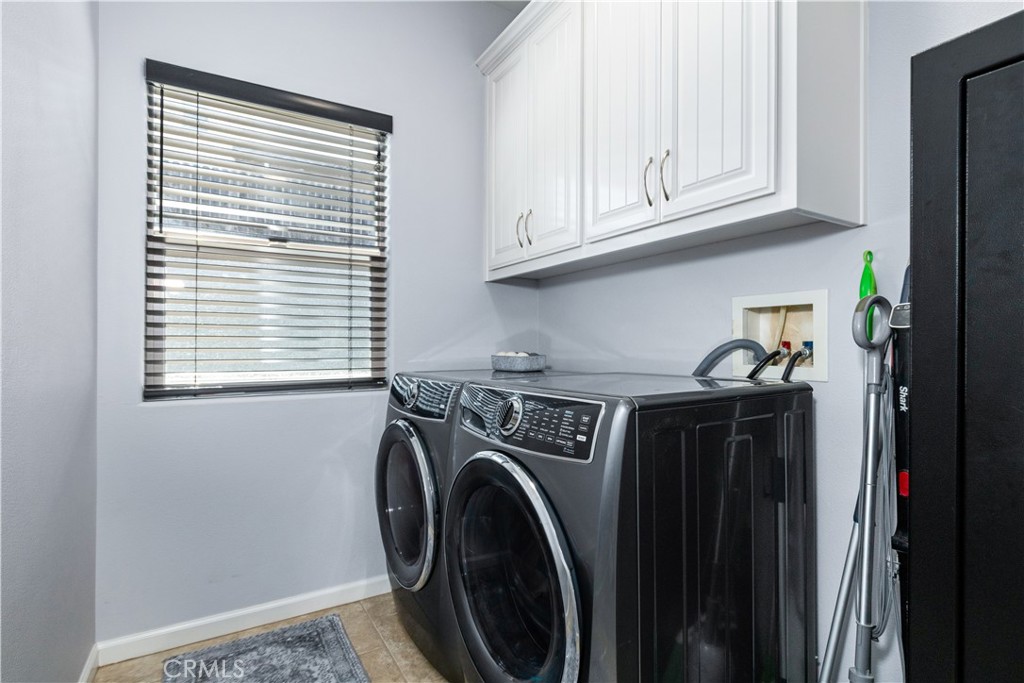 2225 Holly Dr, Paso Robles, CA 93446