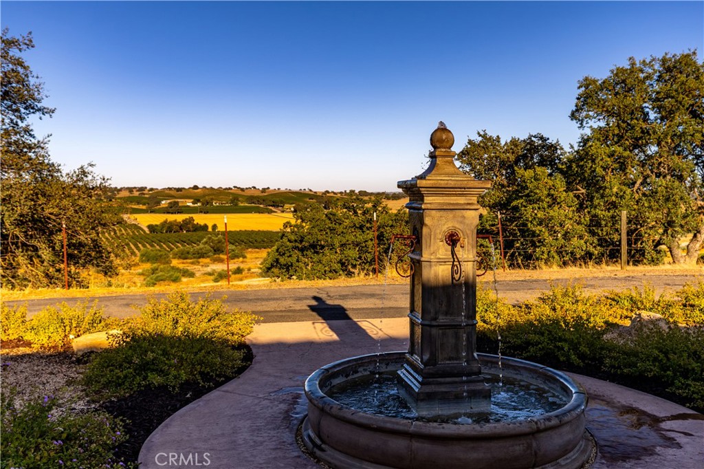 7485 Monterey, Paso Robles, CA 93446