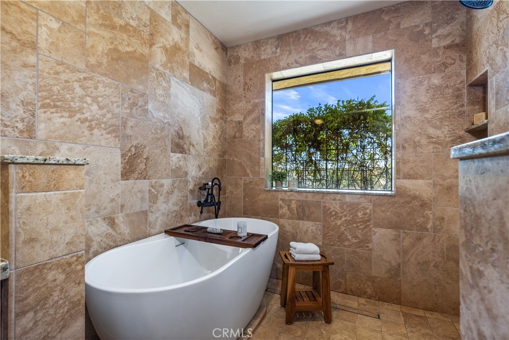 7485 Monterey, Paso Robles, CA 93446