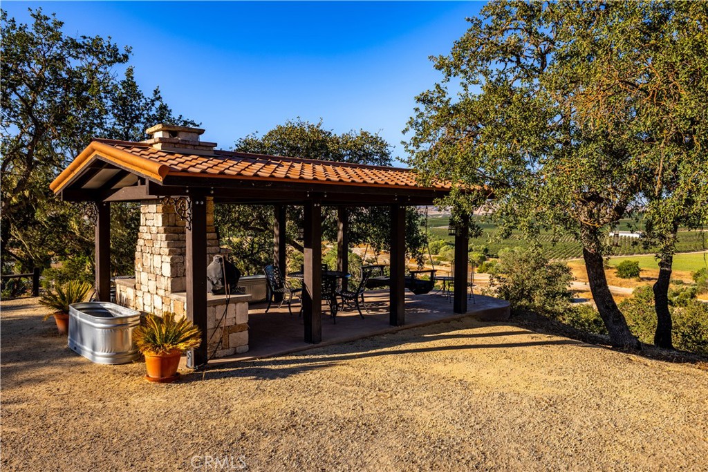 7485 Monterey, Paso Robles, CA 93446