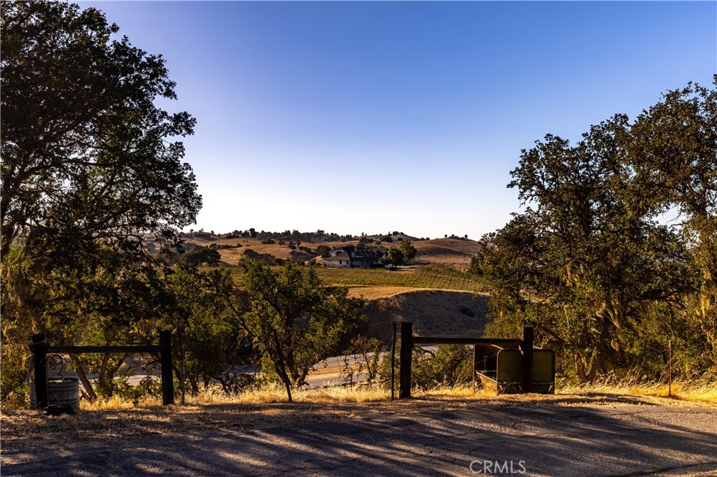 7485 Monterey, Paso Robles, CA 93446