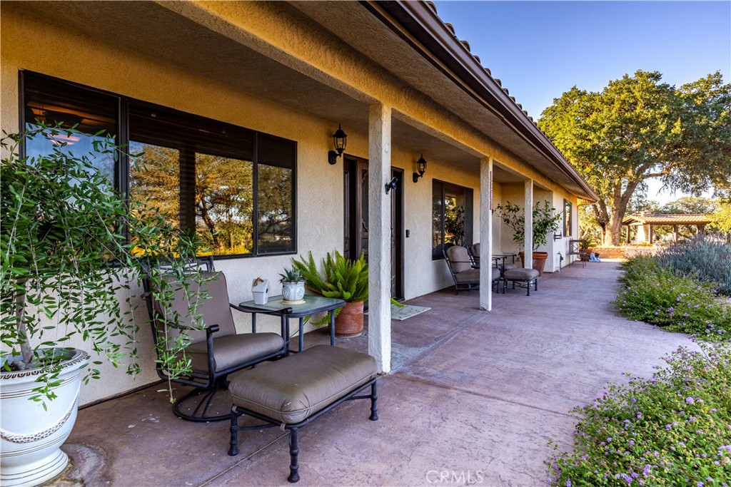 7485 Monterey, Paso Robles, CA 93446