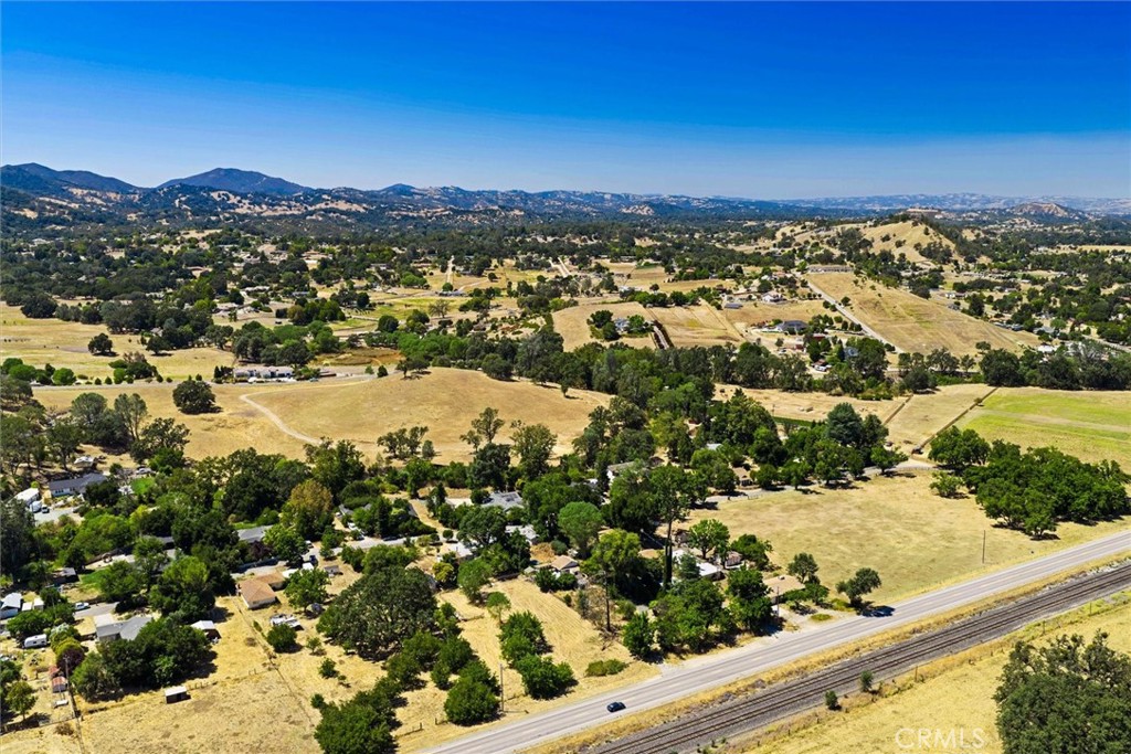 16255 Walnut, Atascadero, CA 93422