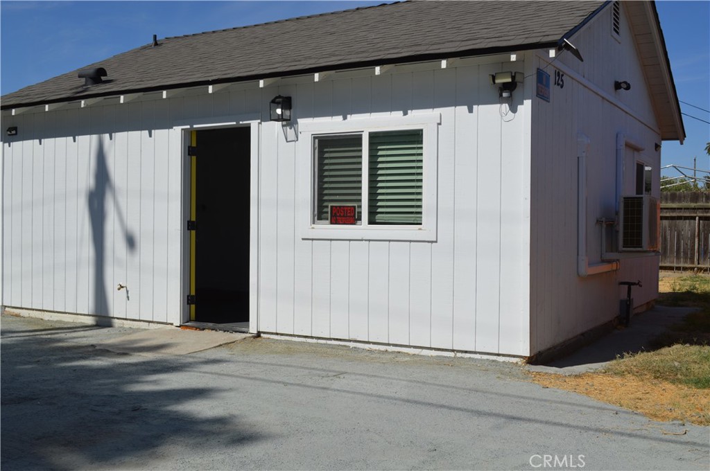125 Toomey, Lemoore, CA 93245