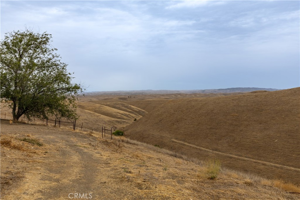 4650 Rolling Hills, Paso Robles, CA 93446