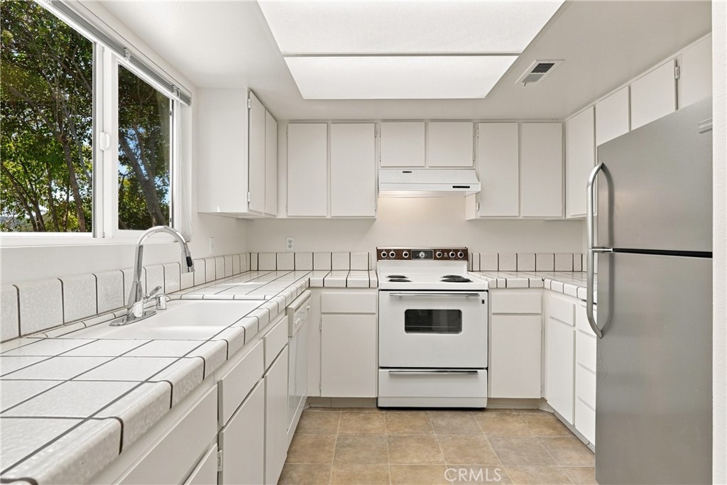 44 Sombrilla Ct, Atascadero, CA 93422