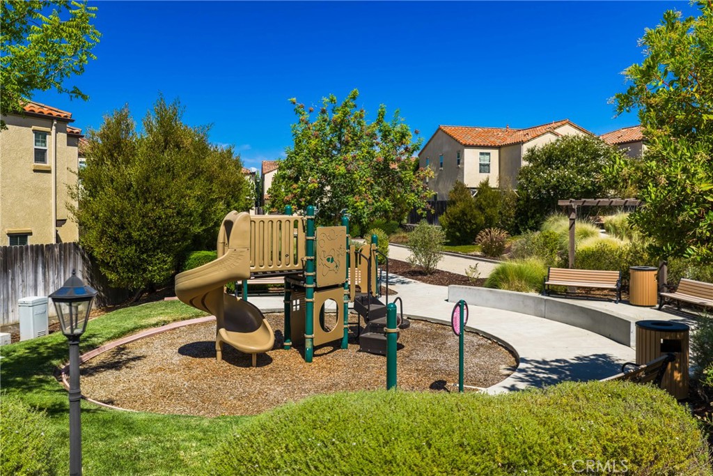 522 Playa Cir, Paso Robles, CA 93446