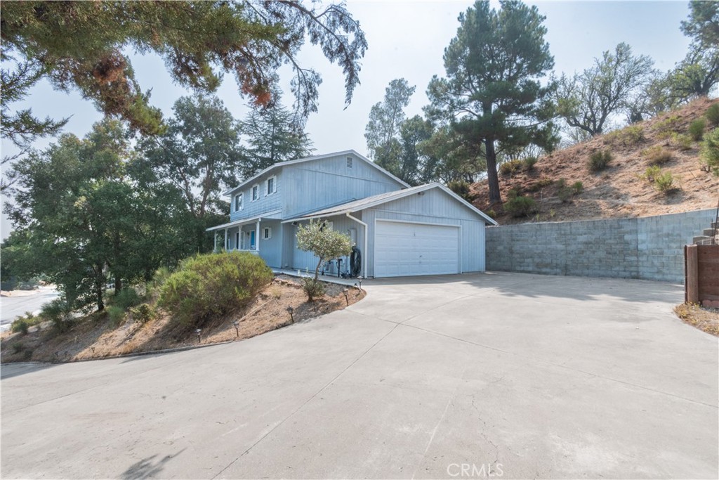 32 Fresno St, Paso Robles, CA 93446