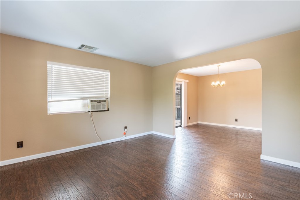 32 Fresno St, Paso Robles, CA 93446