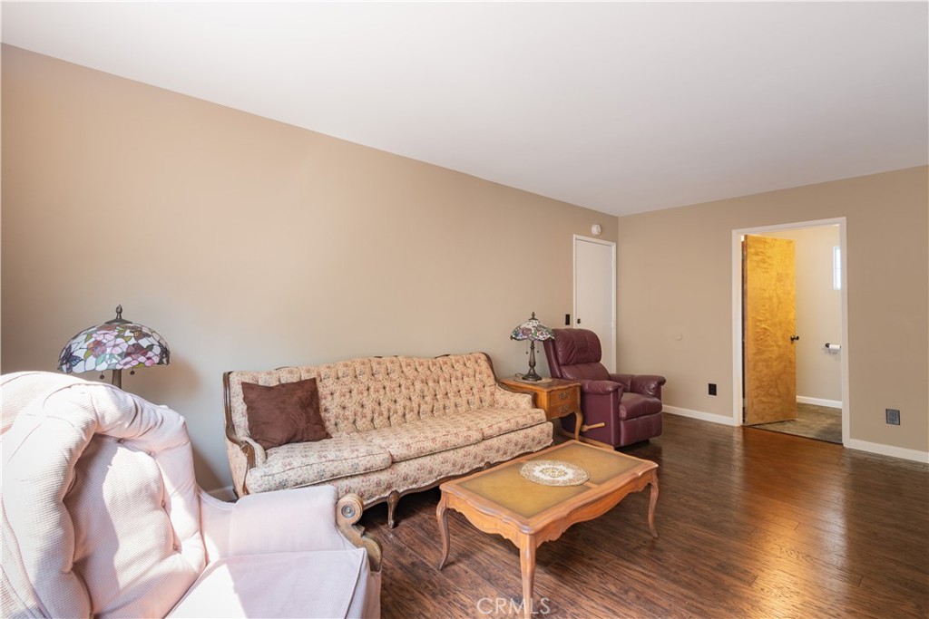 32 Fresno St, Paso Robles, CA 93446